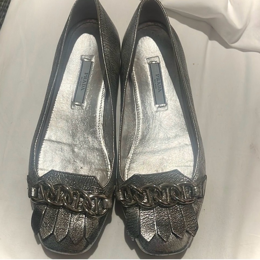 Prada Leather Chain-Link Accents Ballet Flats Women's Size: 6.5 - Picture 10 of 16